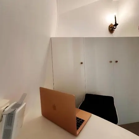 Апартаменты Champs-elysees Montaigne Luxe