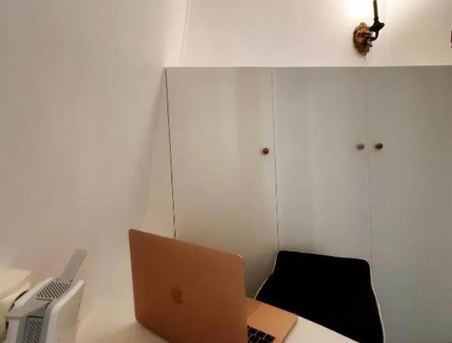 Apartment Champs-elysees Montaigne Luxe