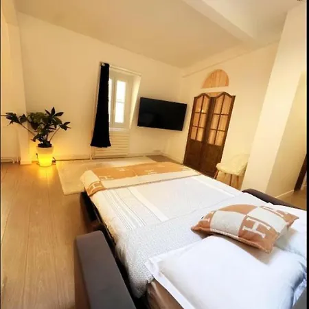 Champs-elysees Montaigne Luxe Apartman Párizs